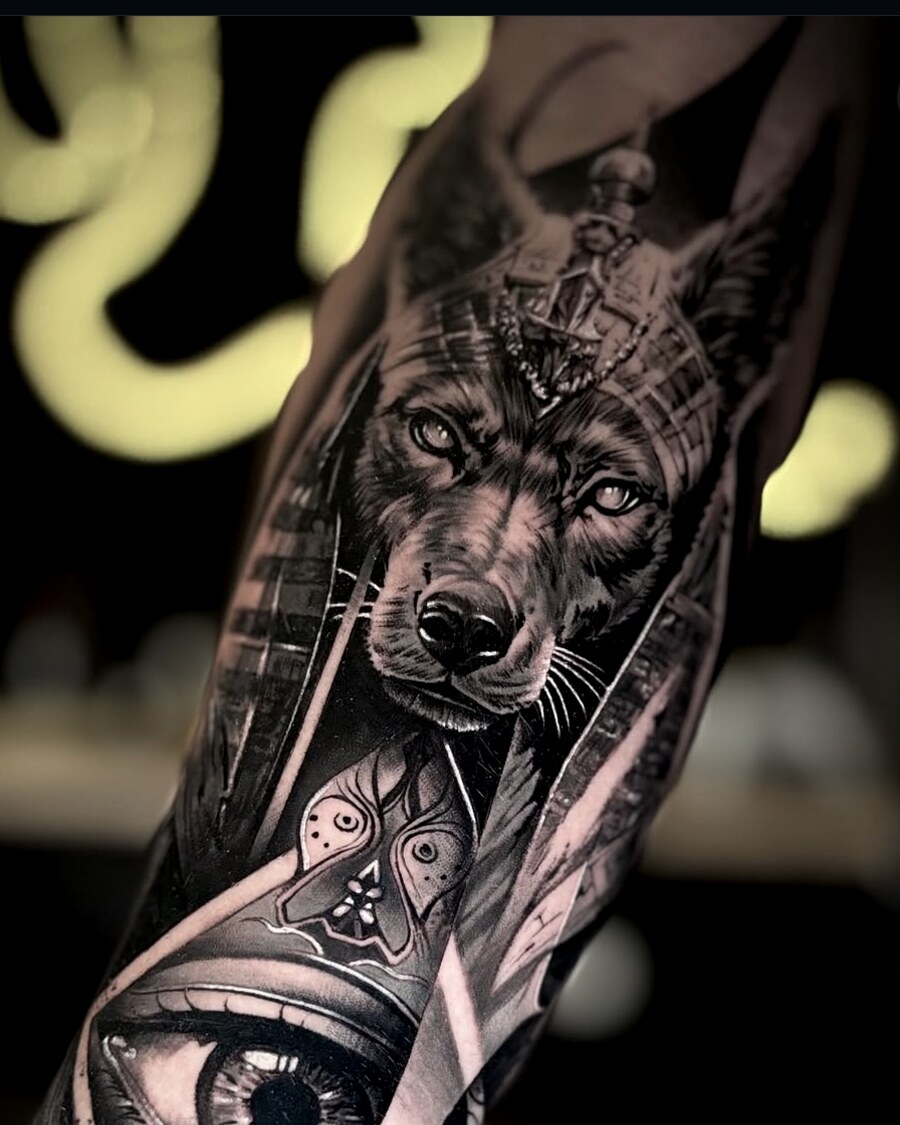 Surreal Wolf
